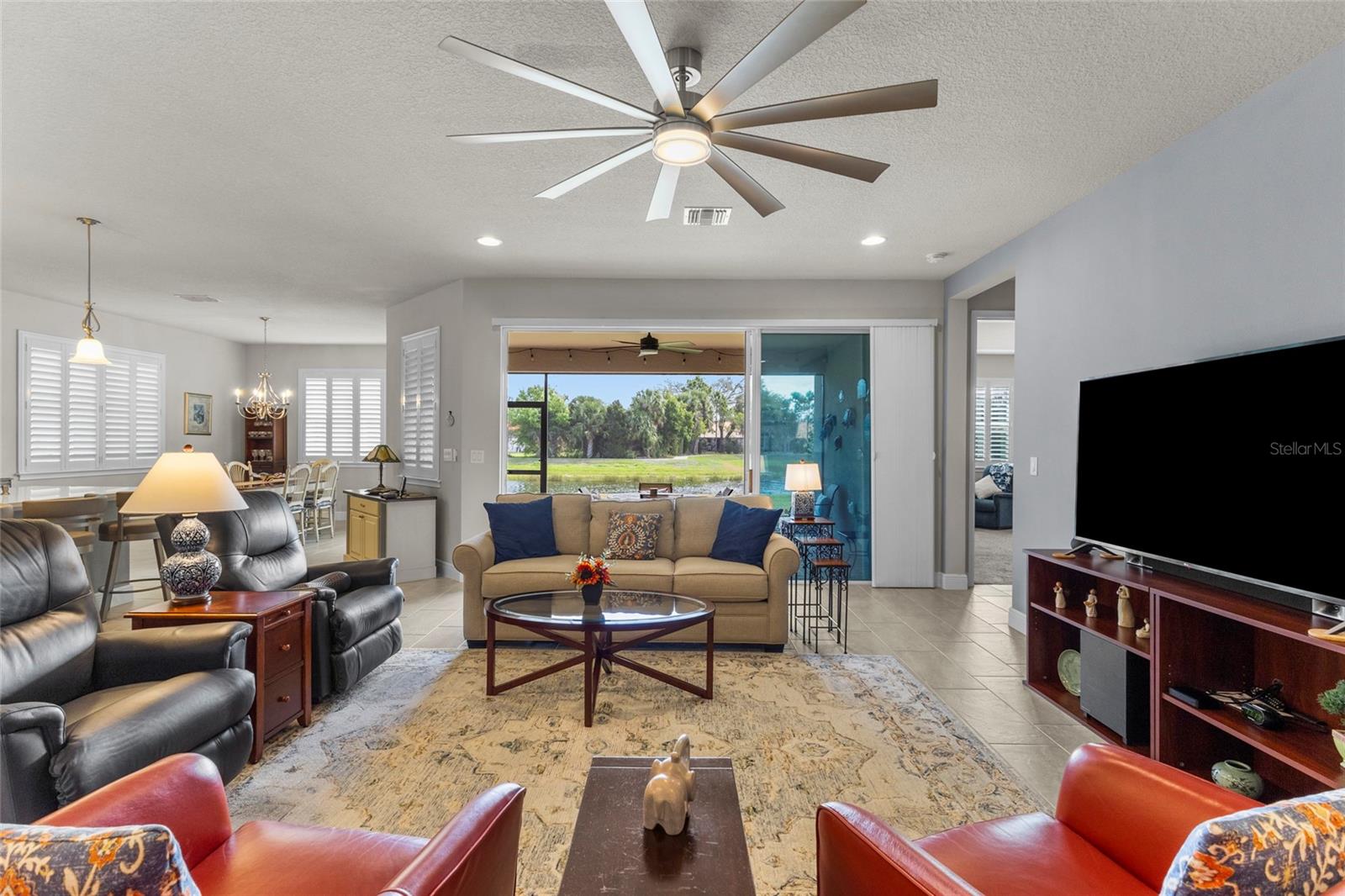 Image 17 of 63 For 5745 Long Shore Loop