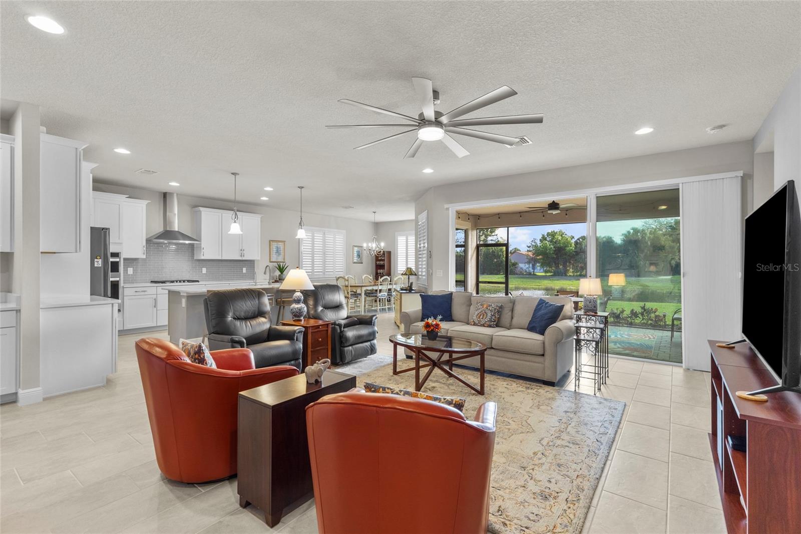 Image 18 of 63 For 5745 Long Shore Loop