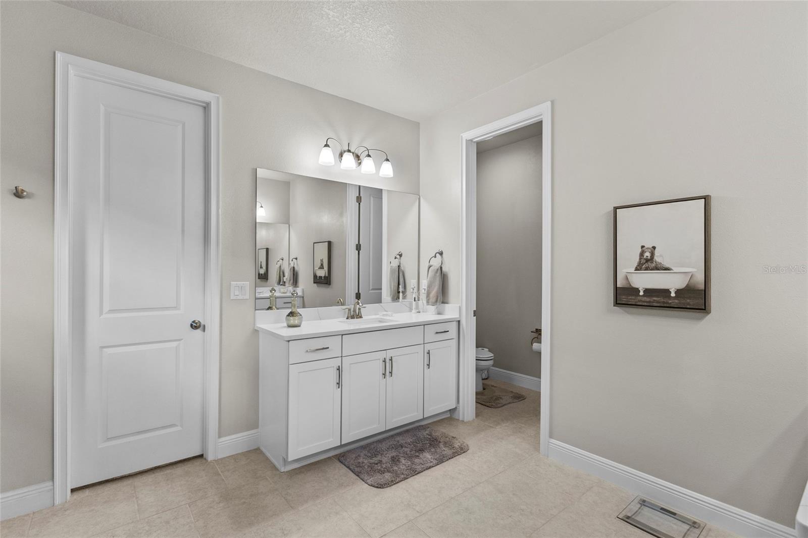 Image 24 of 63 For 5745 Long Shore Loop