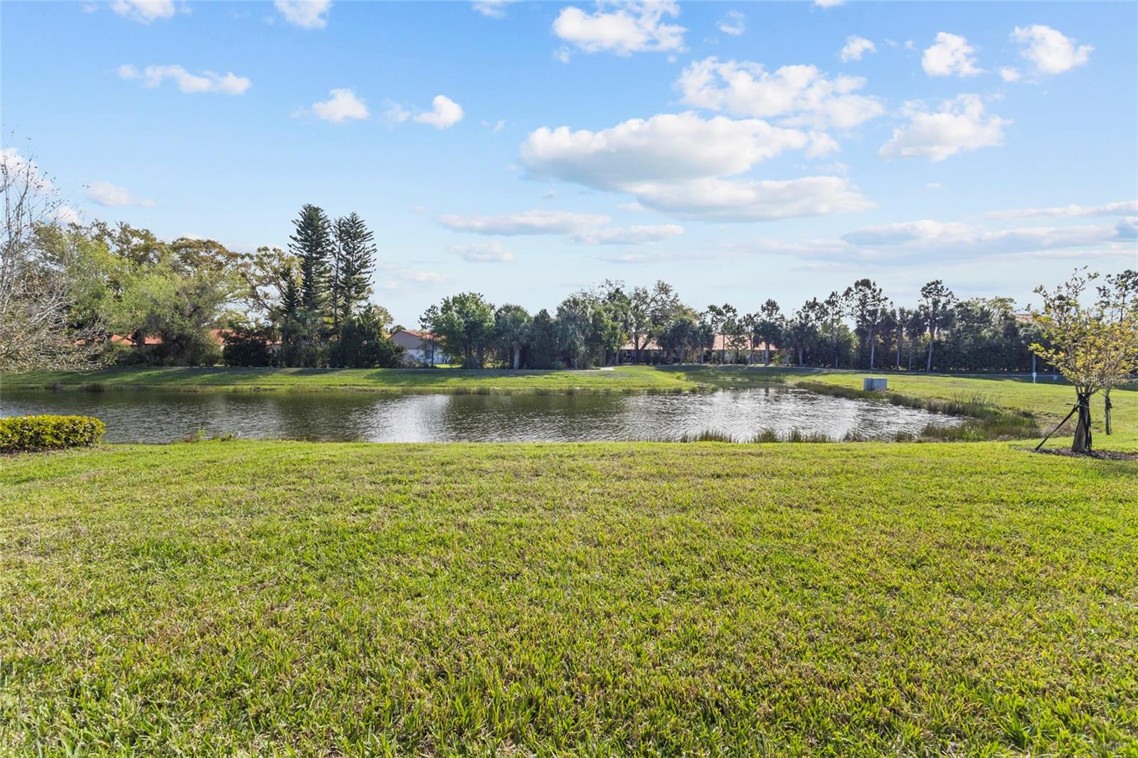 Image 40 of 63 For 5745 Long Shore Loop