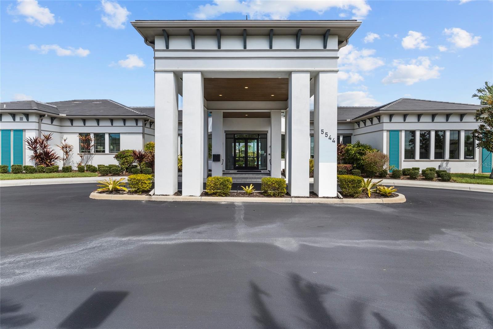 Image 42 of 63 For 5745 Long Shore Loop