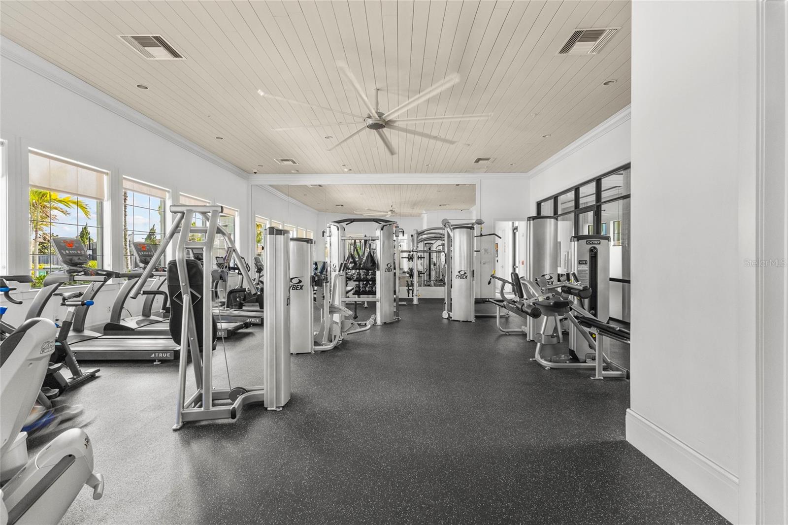 Image 44 of 63 For 5745 Long Shore Loop