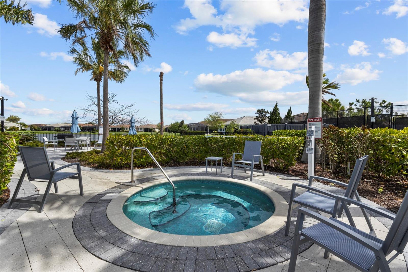 Image 50 of 63 For 5745 Long Shore Loop