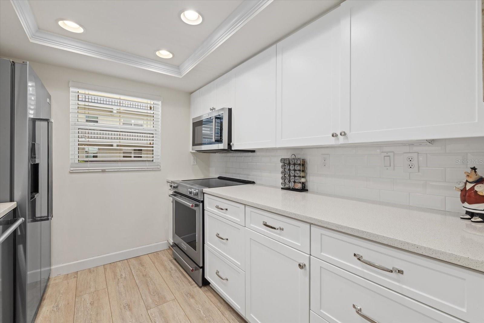 Image 10 of 48 For 3240 Gulf Of Mexico Drive B402