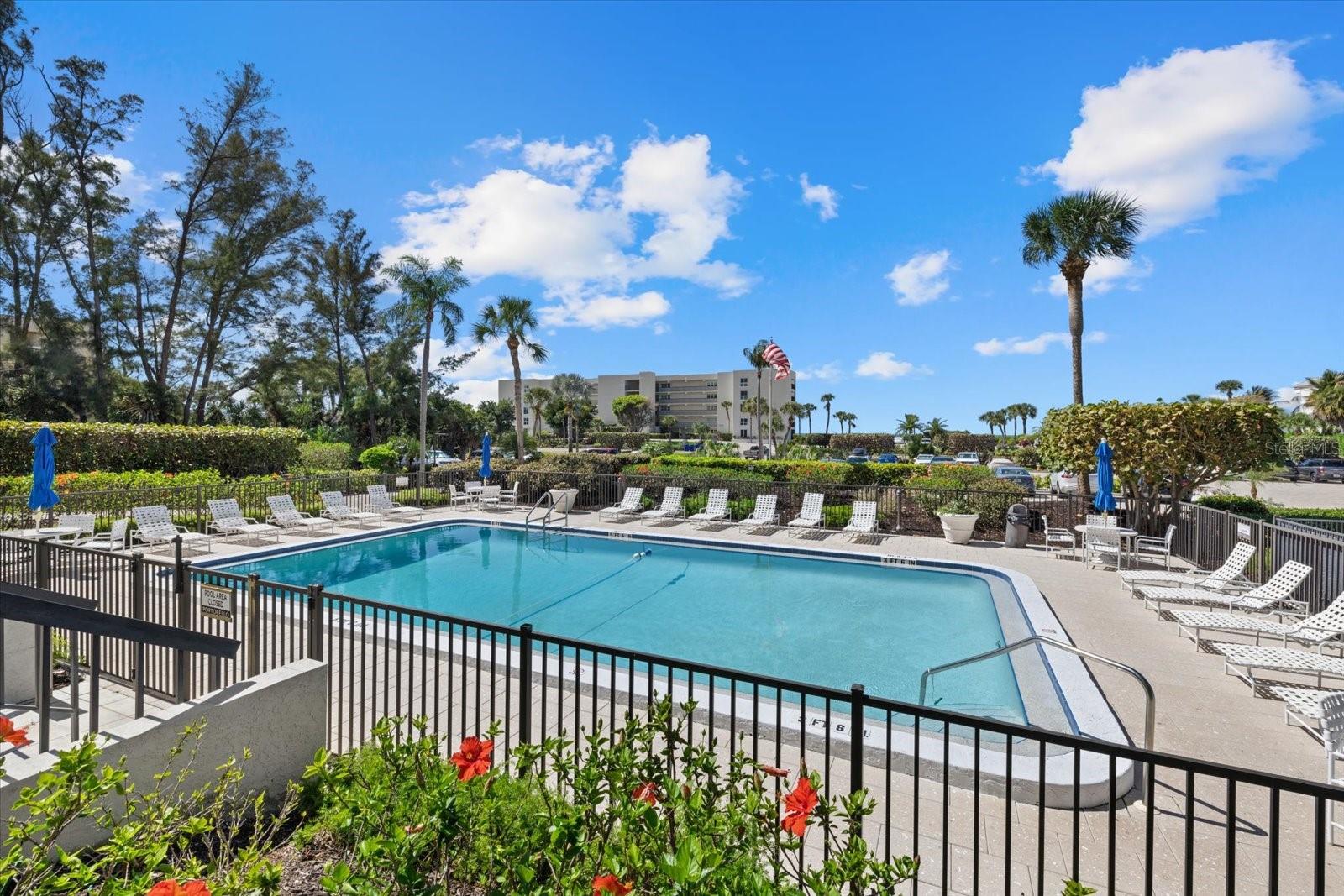 Image 36 of 48 For 3240 Gulf Of Mexico Drive B402