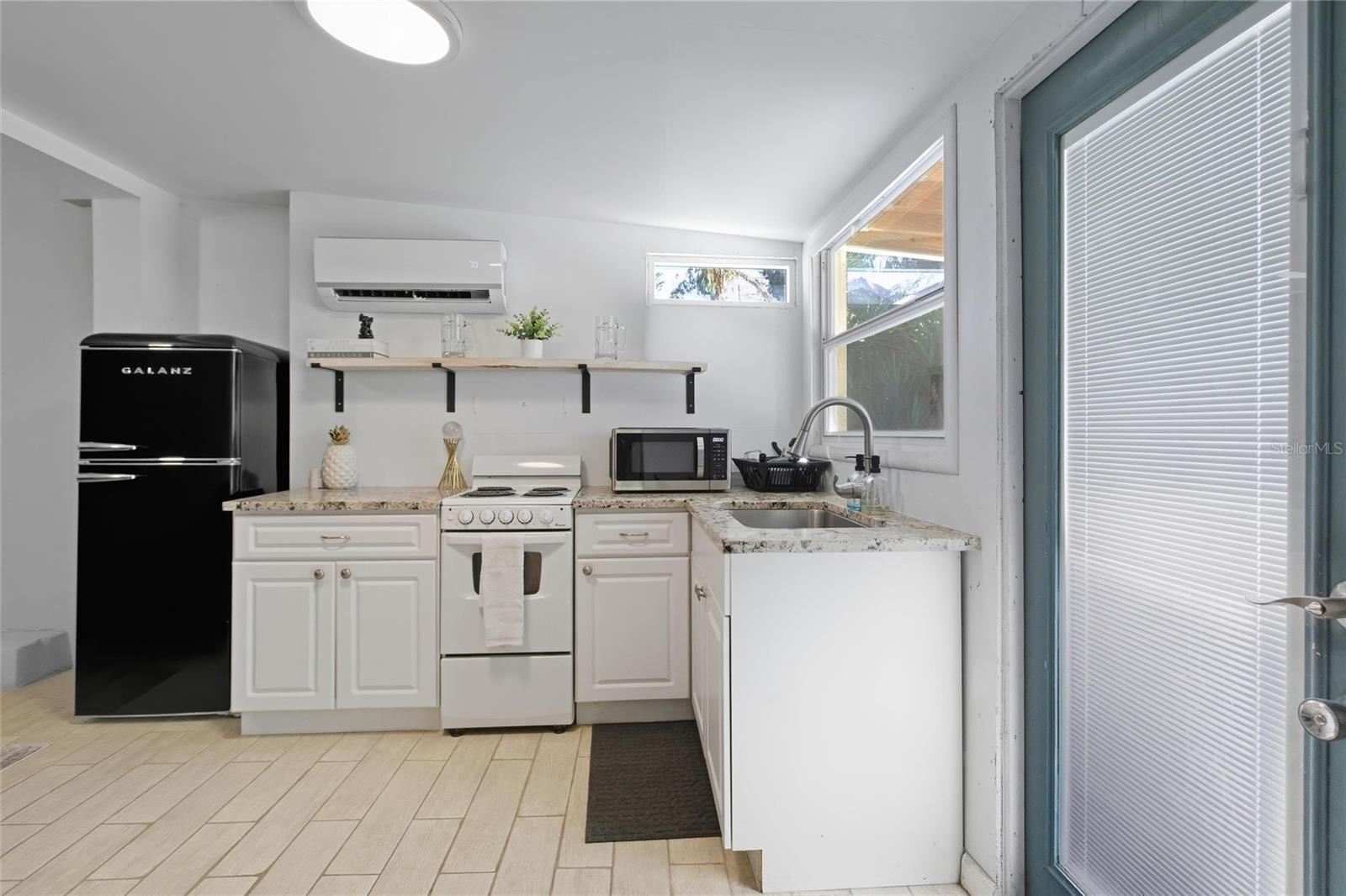 Image 13 of 21 For 2826 Marlette Street