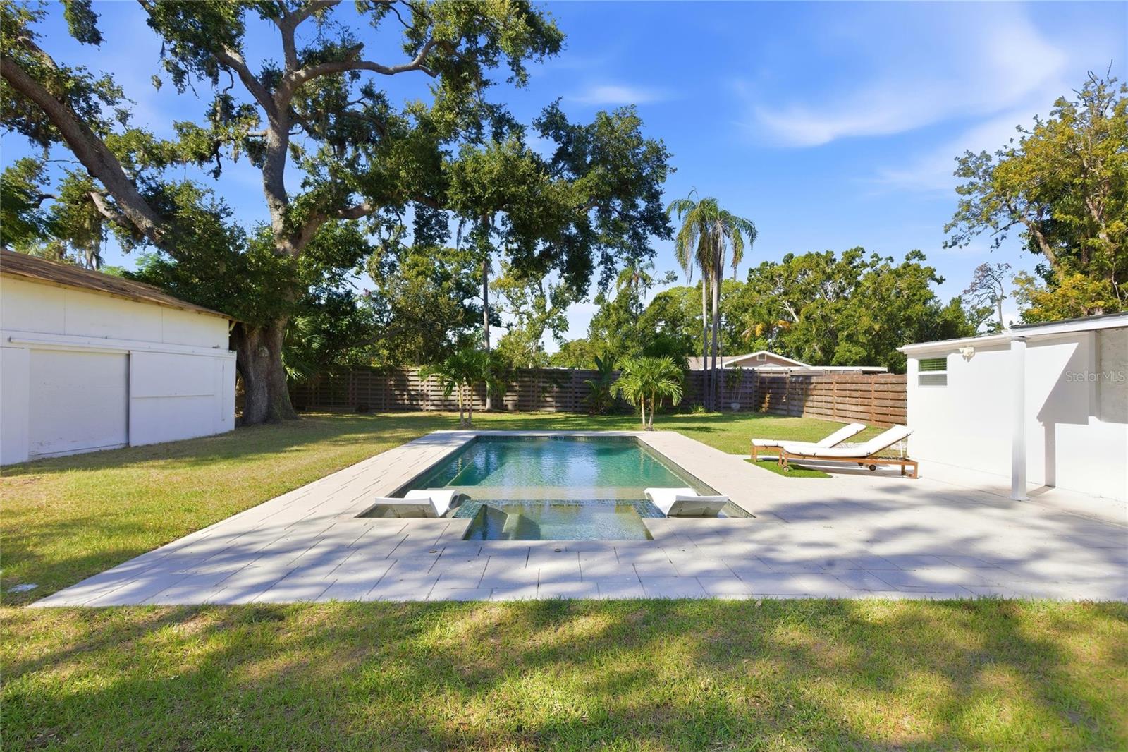 Image 17 of 21 For 2826 Marlette Street