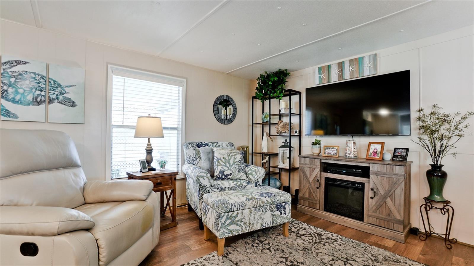 Image 10 of 41 For 5316 53rd Avenue E D7