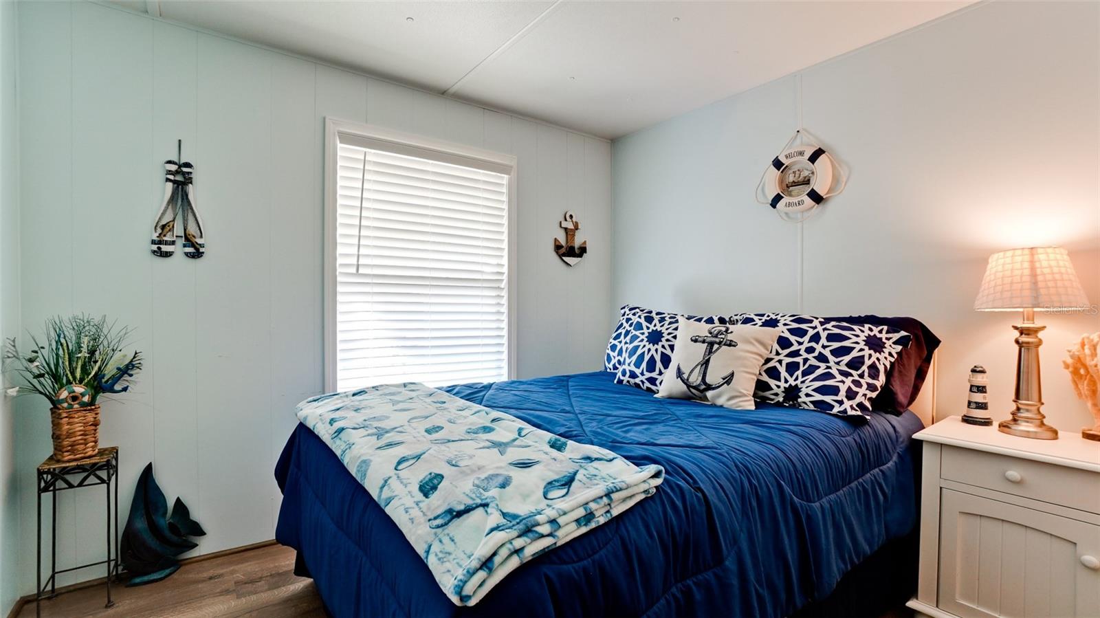 Image 13 of 41 For 5316 53rd Avenue E D7