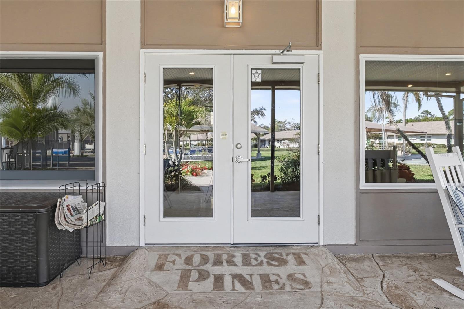 Image 23 of 31 For 1327 Glendale Circle W 218