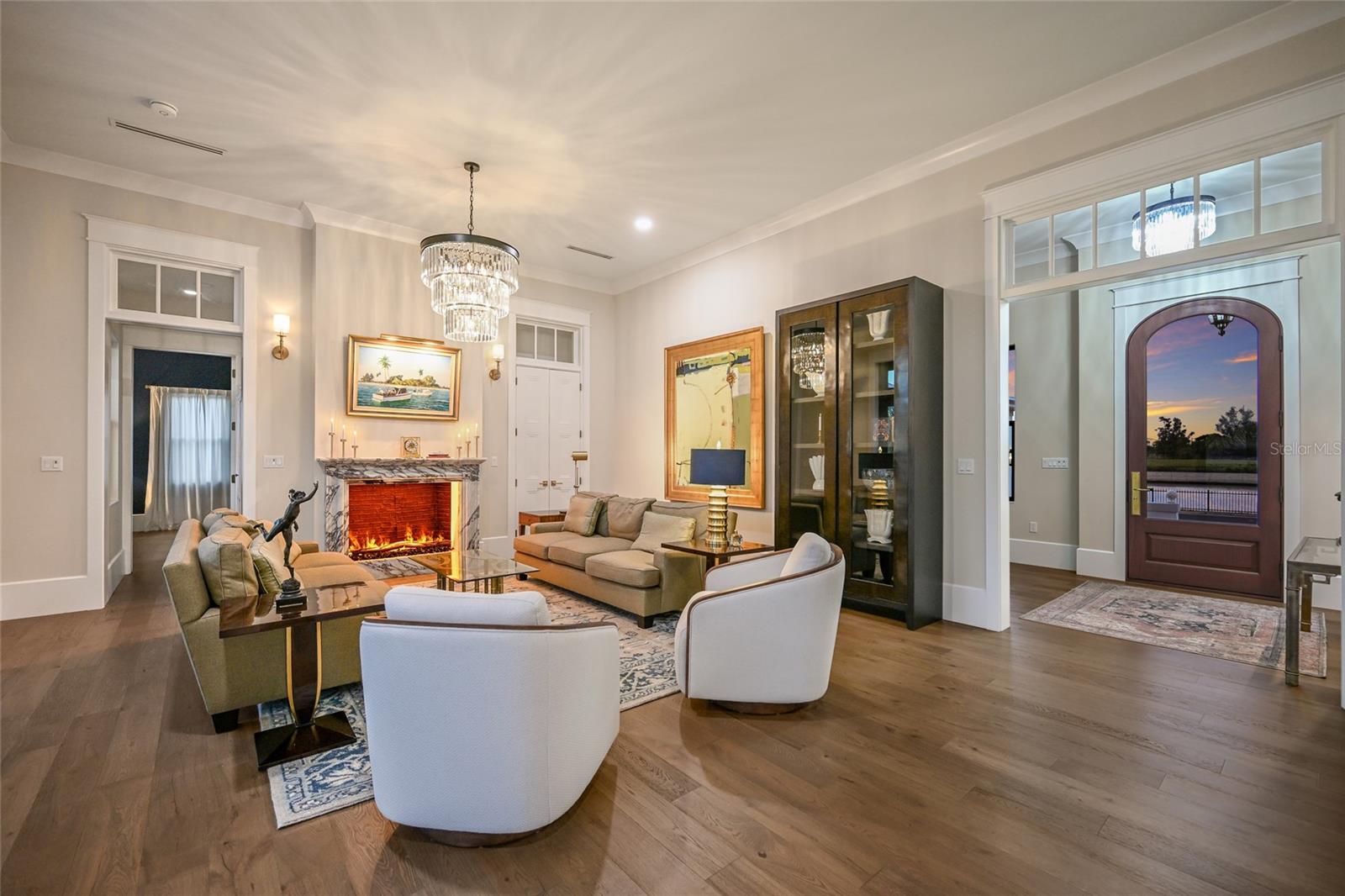 Image 15 of 86 For 1517 4th Street E