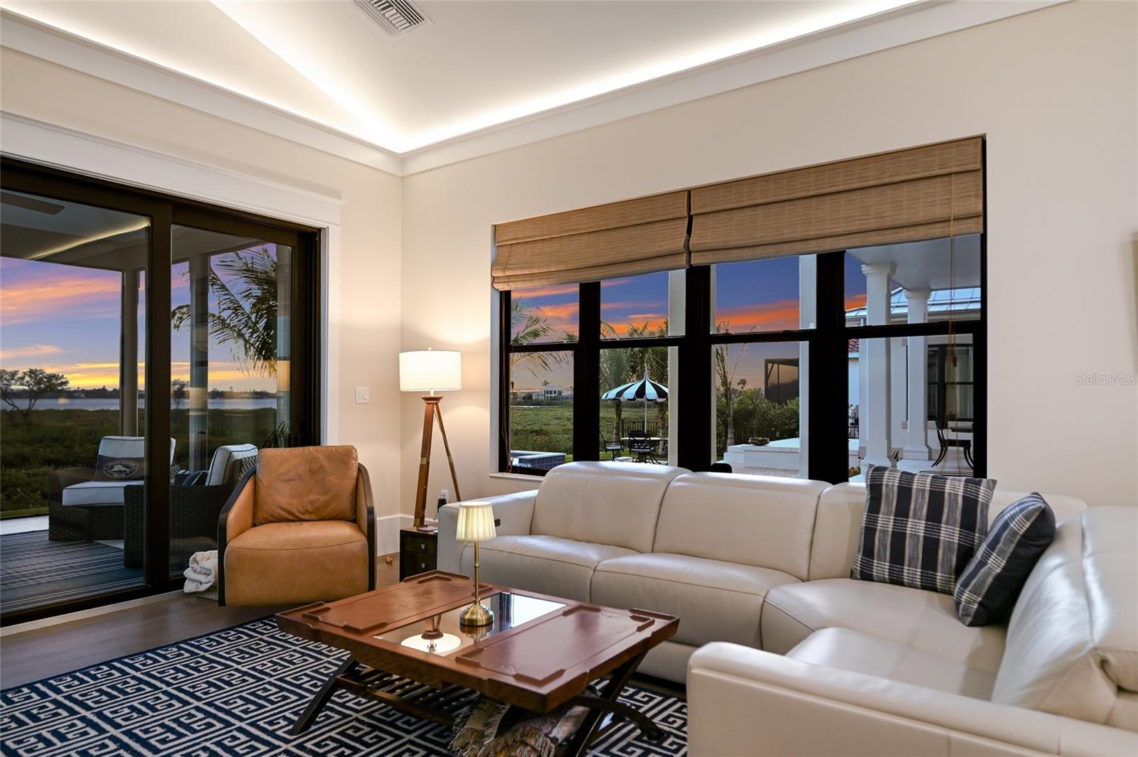 Image 24 of 86 For 1517 4th Street E