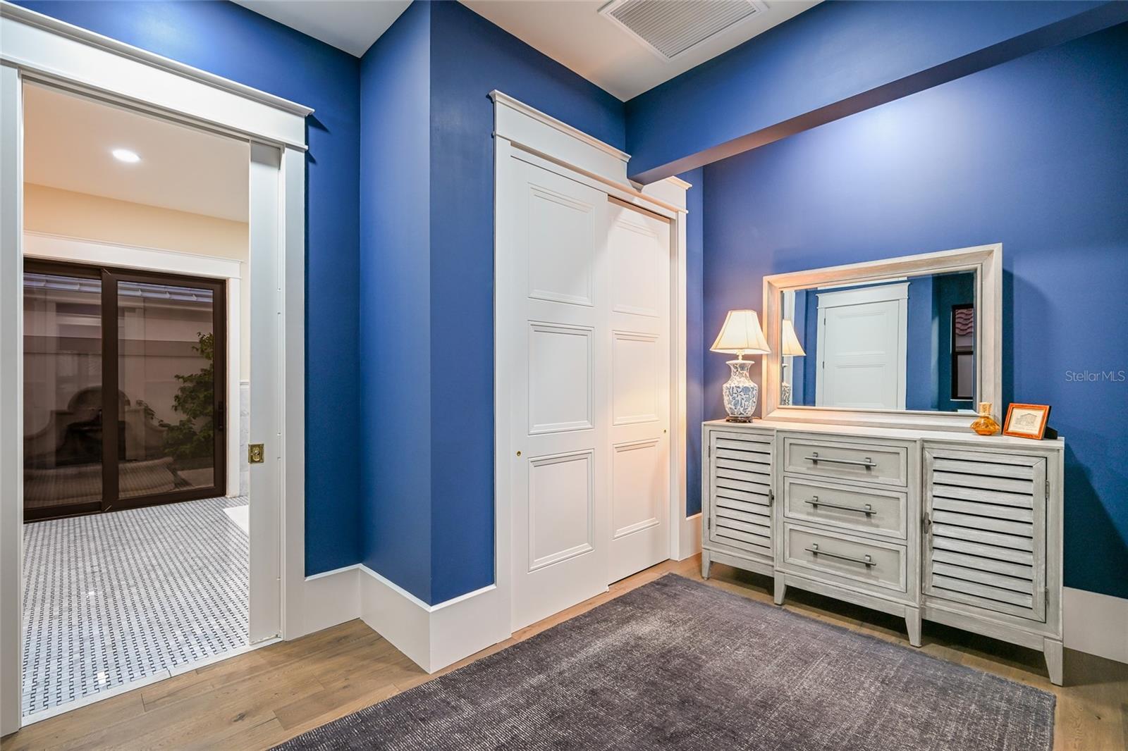 Image 37 of 86 For 1517 4th Street E