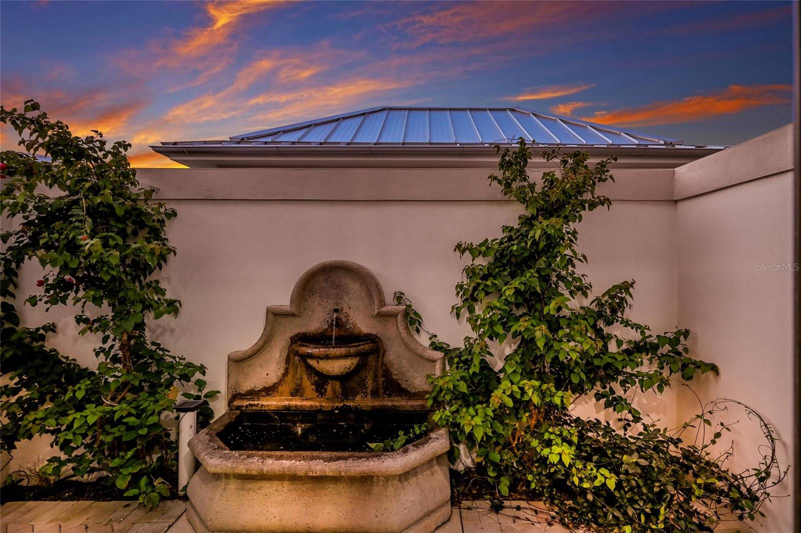 Image 44 of 86 For 1517 4th Street E