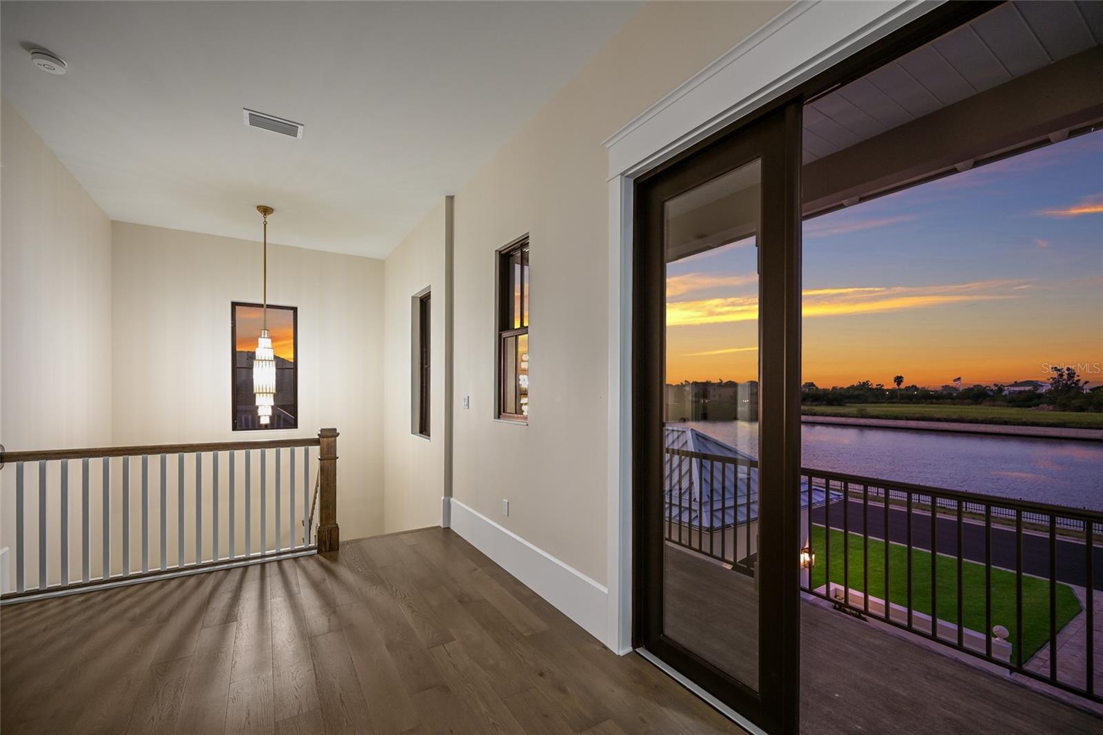 Image 46 of 86 For 1517 4th Street E