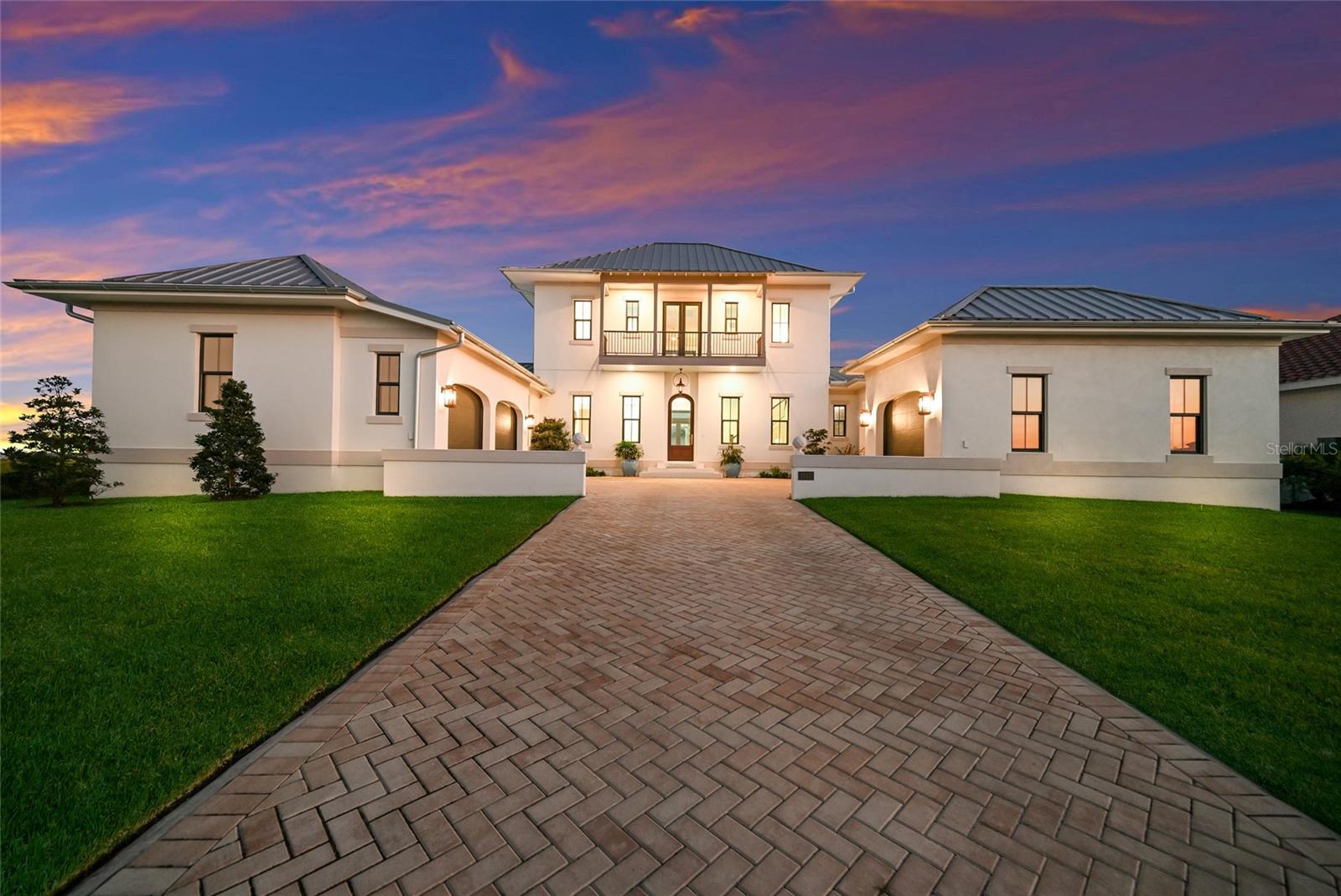 Image 5 of 86 For 1517 4th Street E