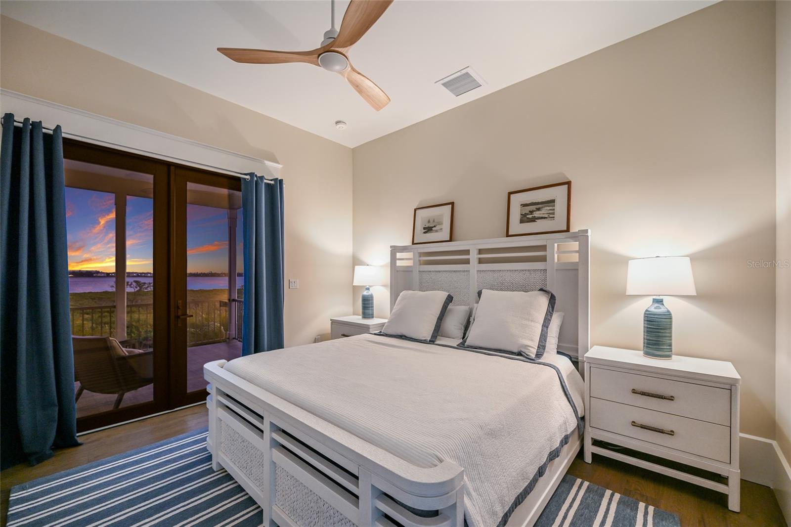 Image 57 of 86 For 1517 4th Street E