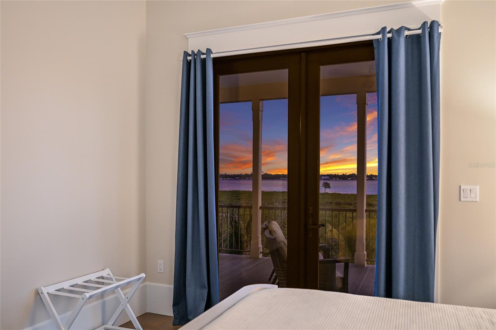 Image 58 of 86 For 1517 4th Street E