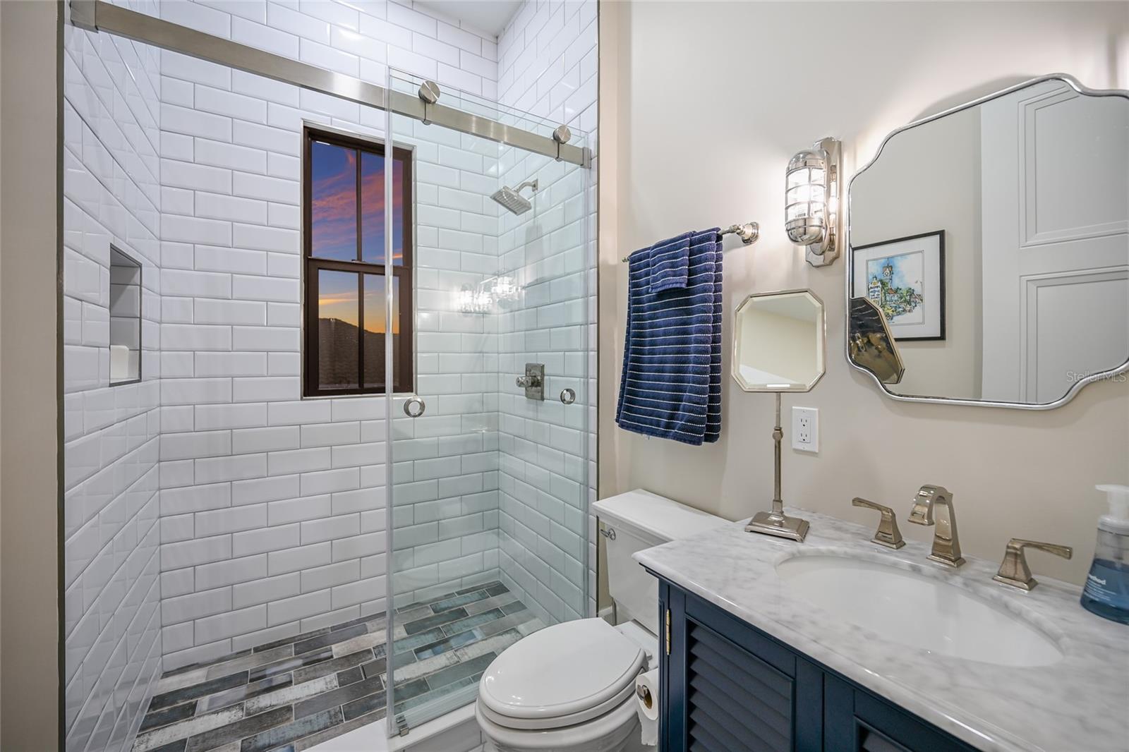 Image 59 of 86 For 1517 4th Street E