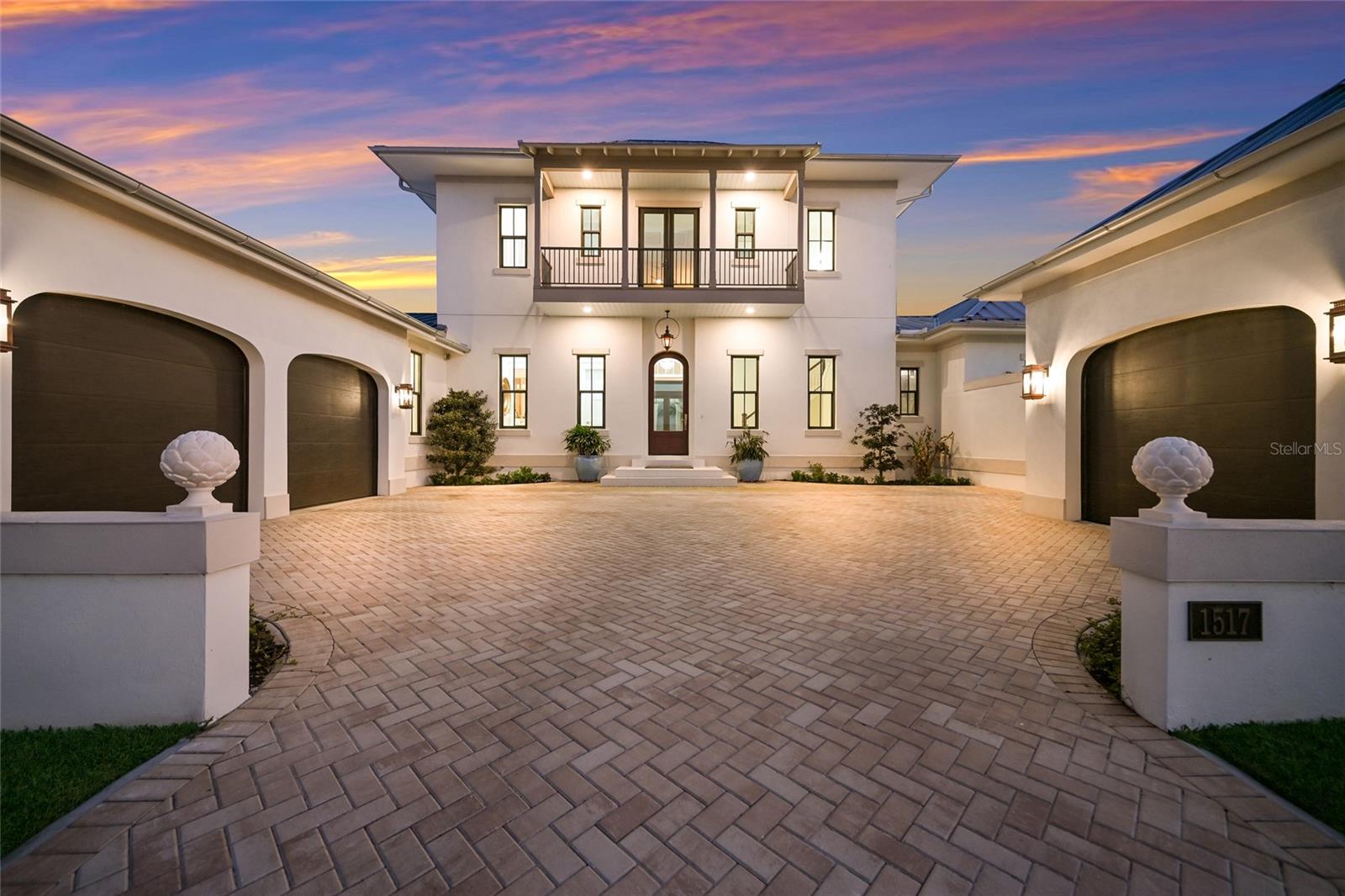 Image 6 of 86 For 1517 4th Street E