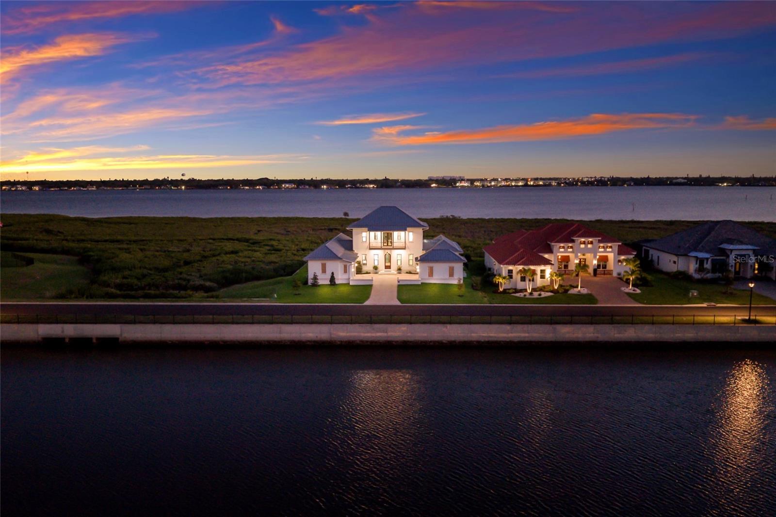 Image 74 of 86 For 1517 4th Street E