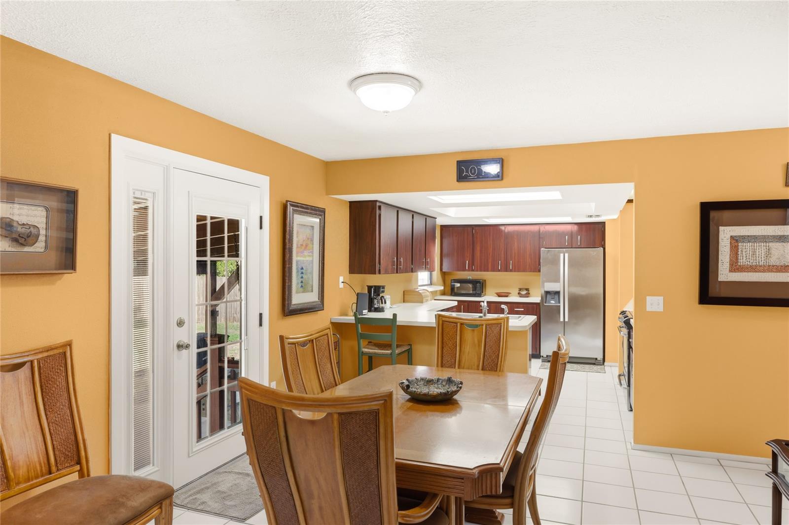 Image 17 of 53 For 906 Tropical Drive