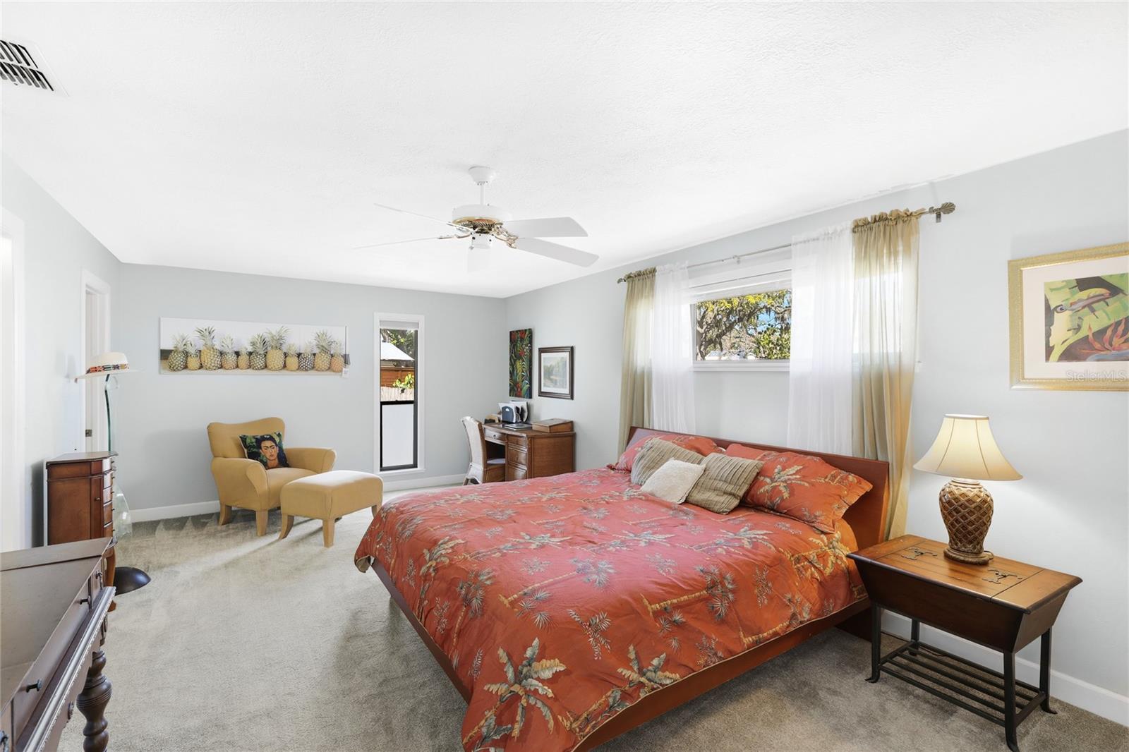 Image 20 of 53 For 906 Tropical Drive