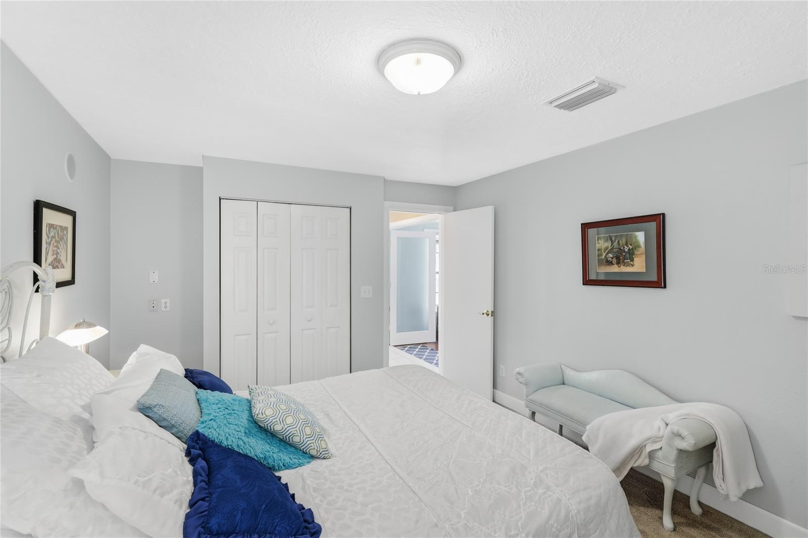 Image 27 of 53 For 906 Tropical Drive