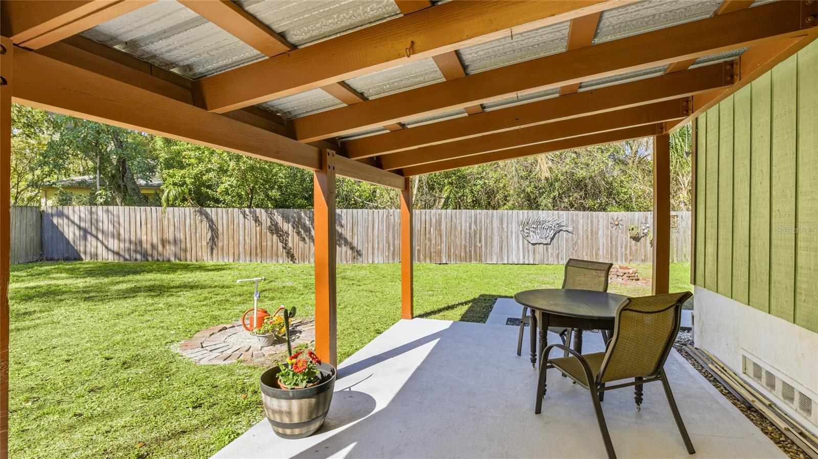 Image 38 of 53 For 906 Tropical Drive