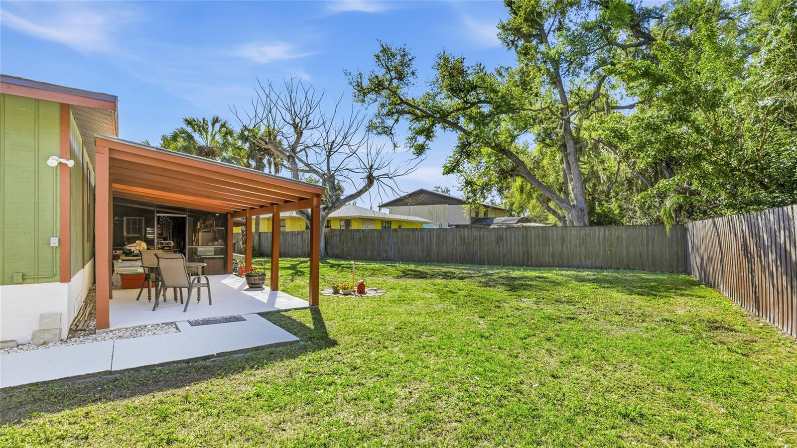 Image 39 of 53 For 906 Tropical Drive