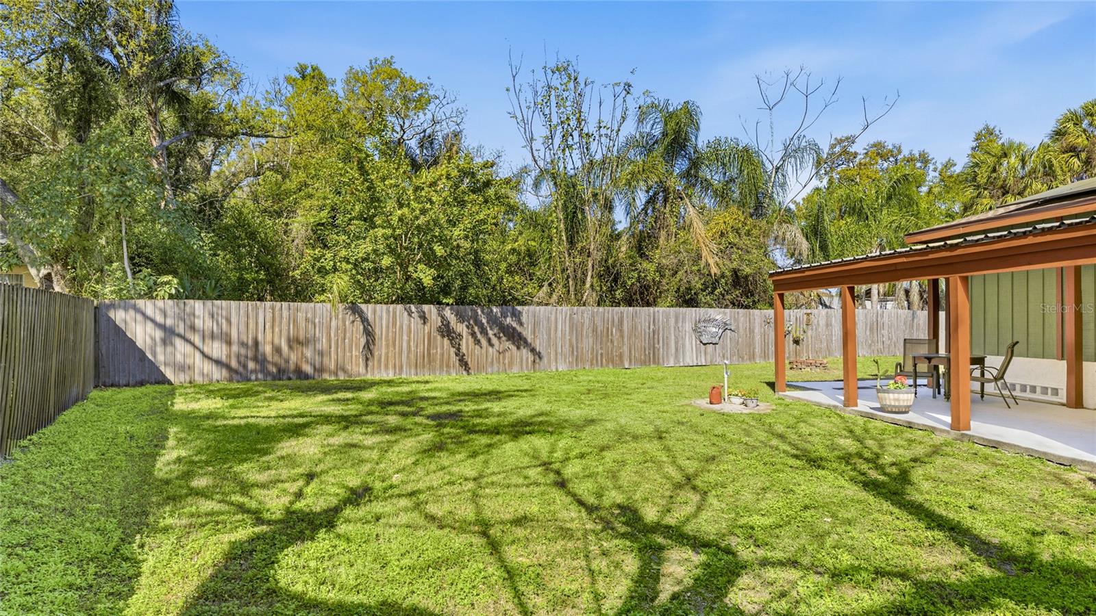 Image 40 of 53 For 906 Tropical Drive