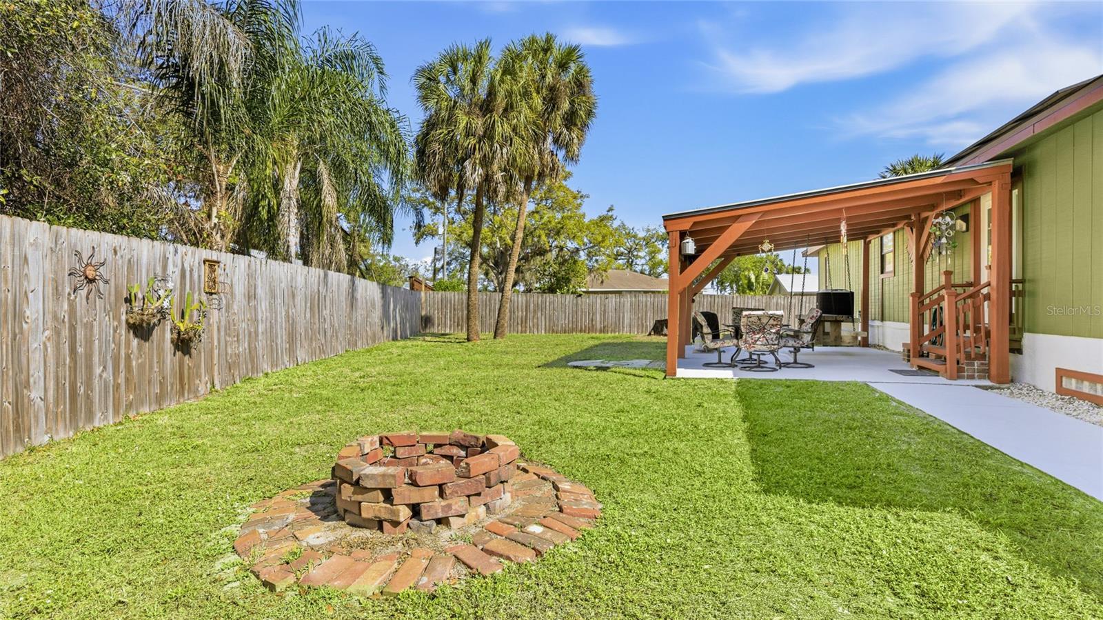 Image 43 of 53 For 906 Tropical Drive