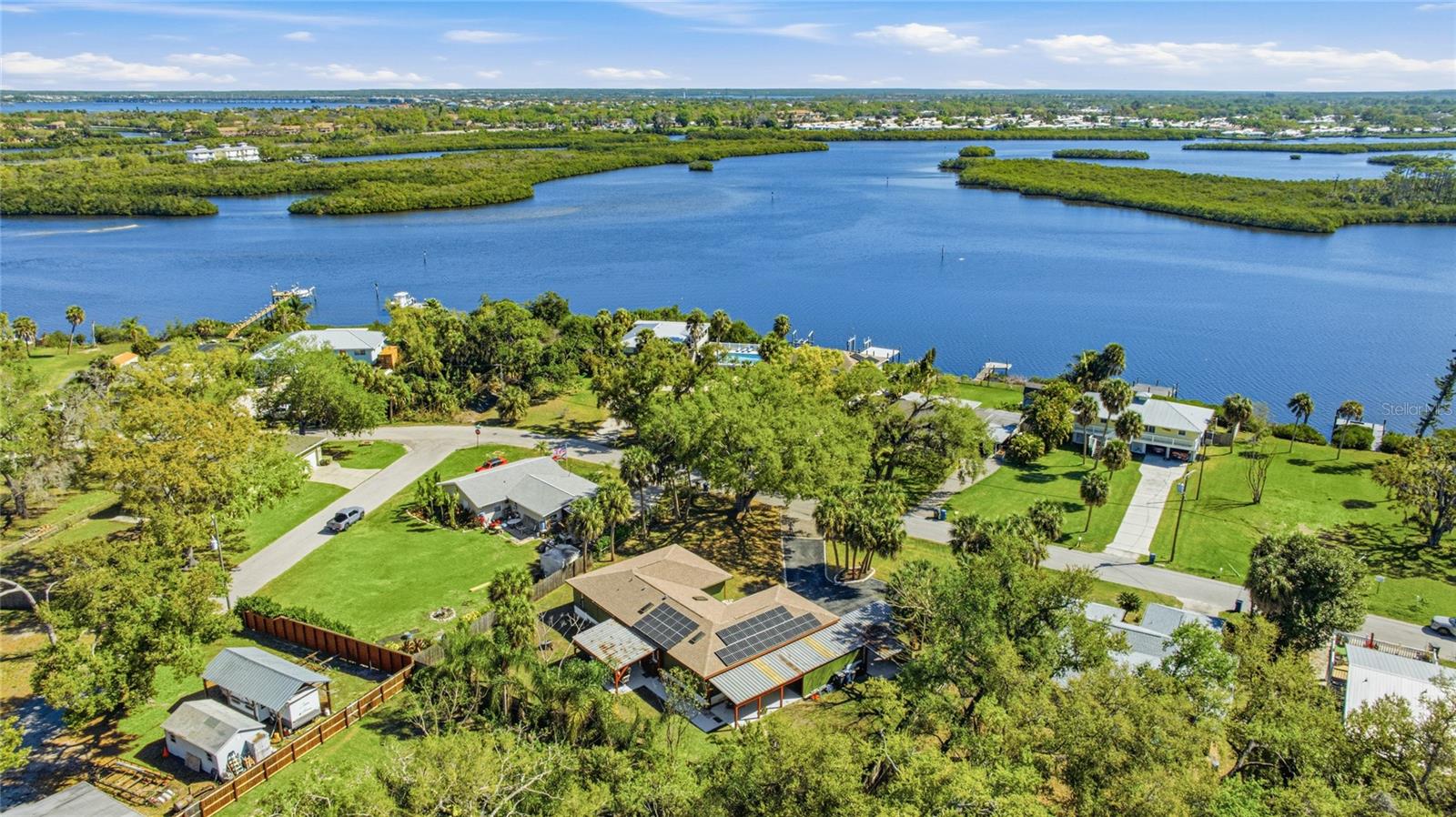 Image 6 of 53 For 906 Tropical Drive