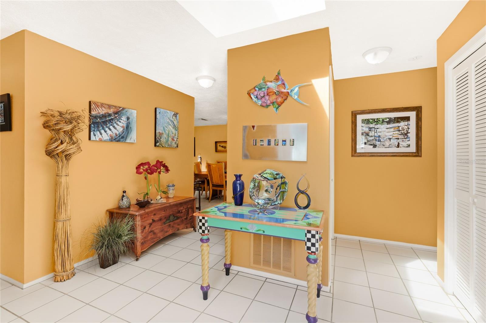 Image 7 of 53 For 906 Tropical Drive