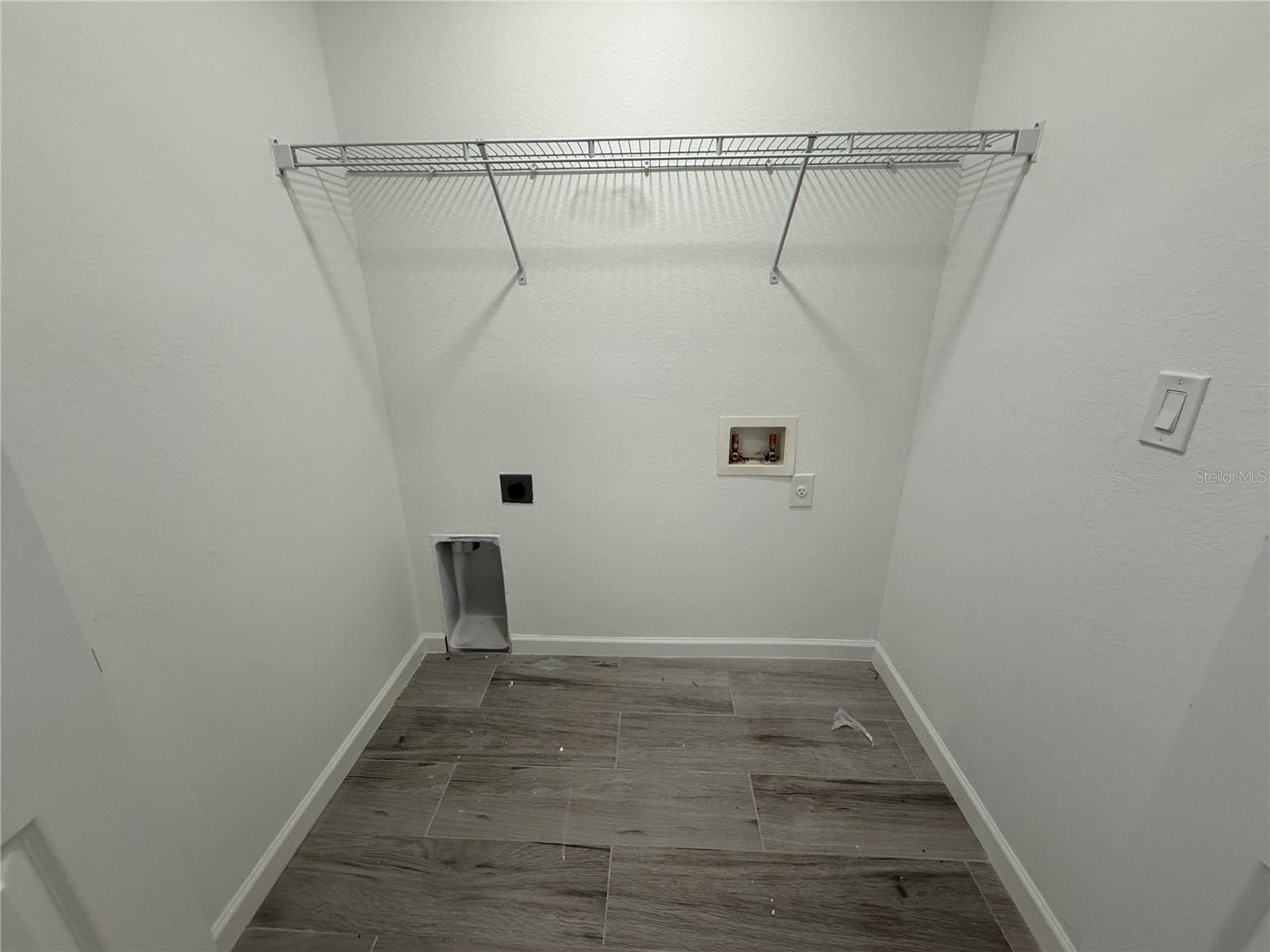 Image 13 of 16 For 3542 Eldron Avenue