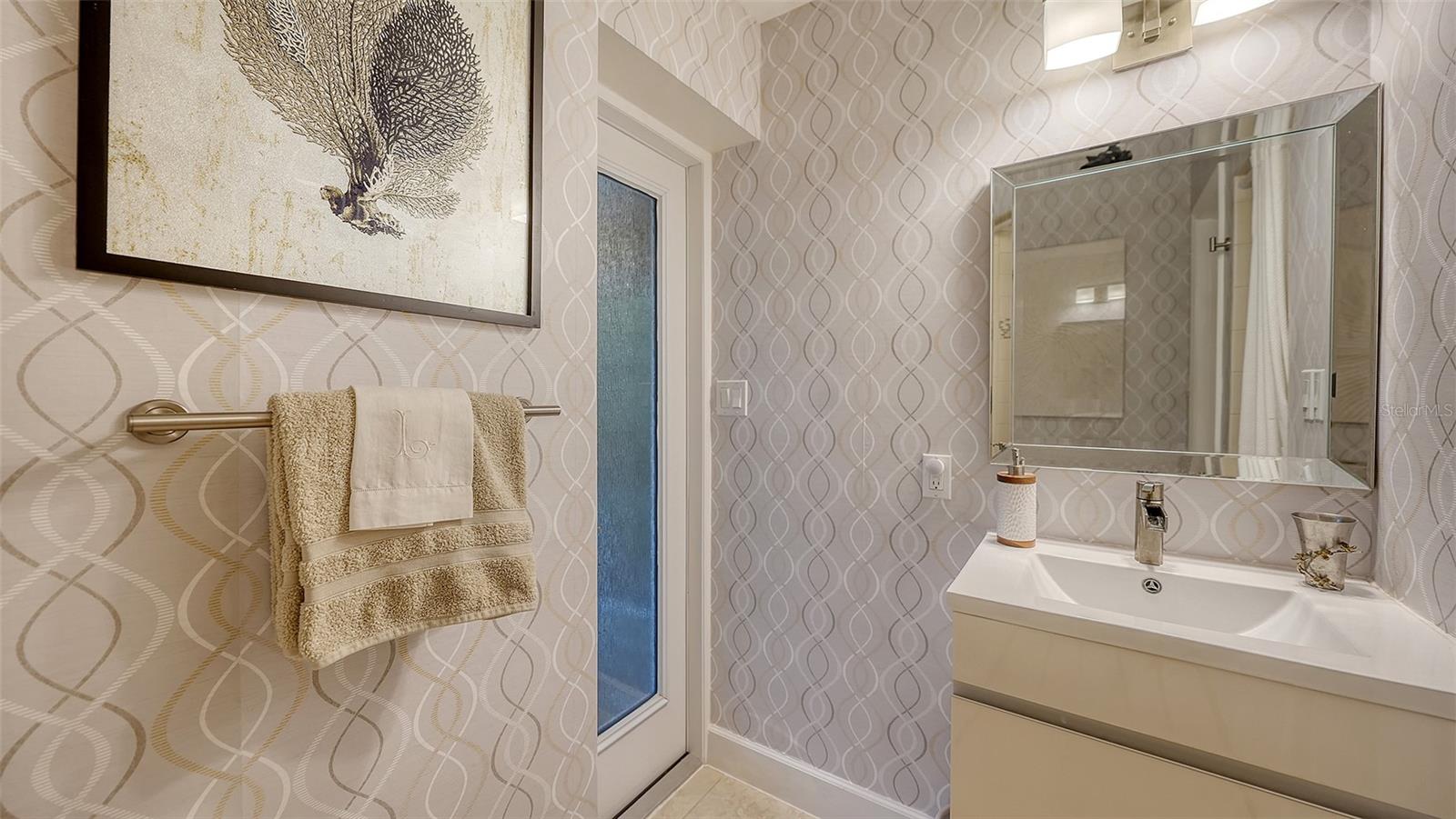 Image 27 of 60 For 443 Bird Key Drive