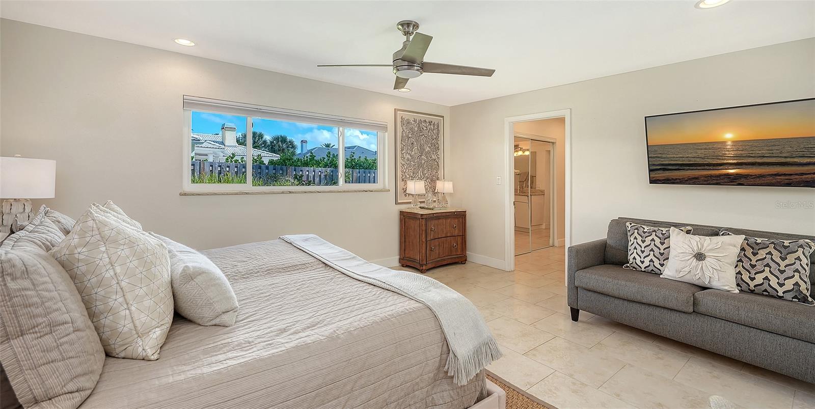 Image 28 of 60 For 443 Bird Key Drive