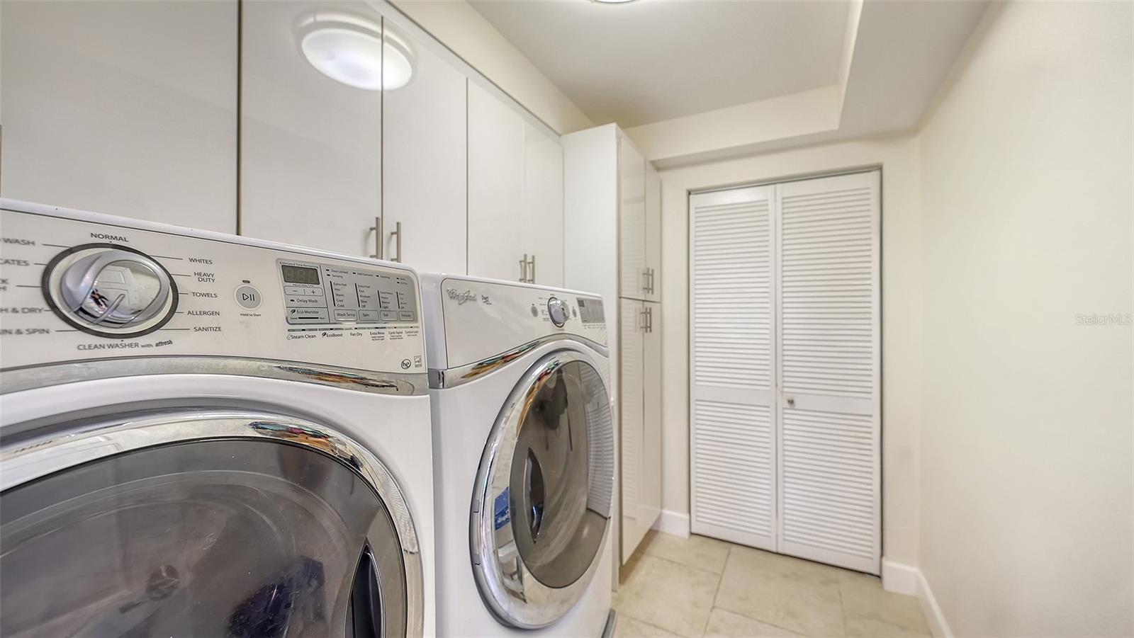 Image 35 of 60 For 443 Bird Key Drive