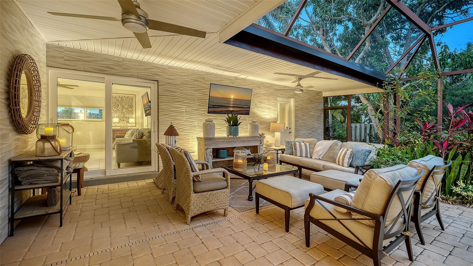 Image 36 of 60 For 443 Bird Key Drive