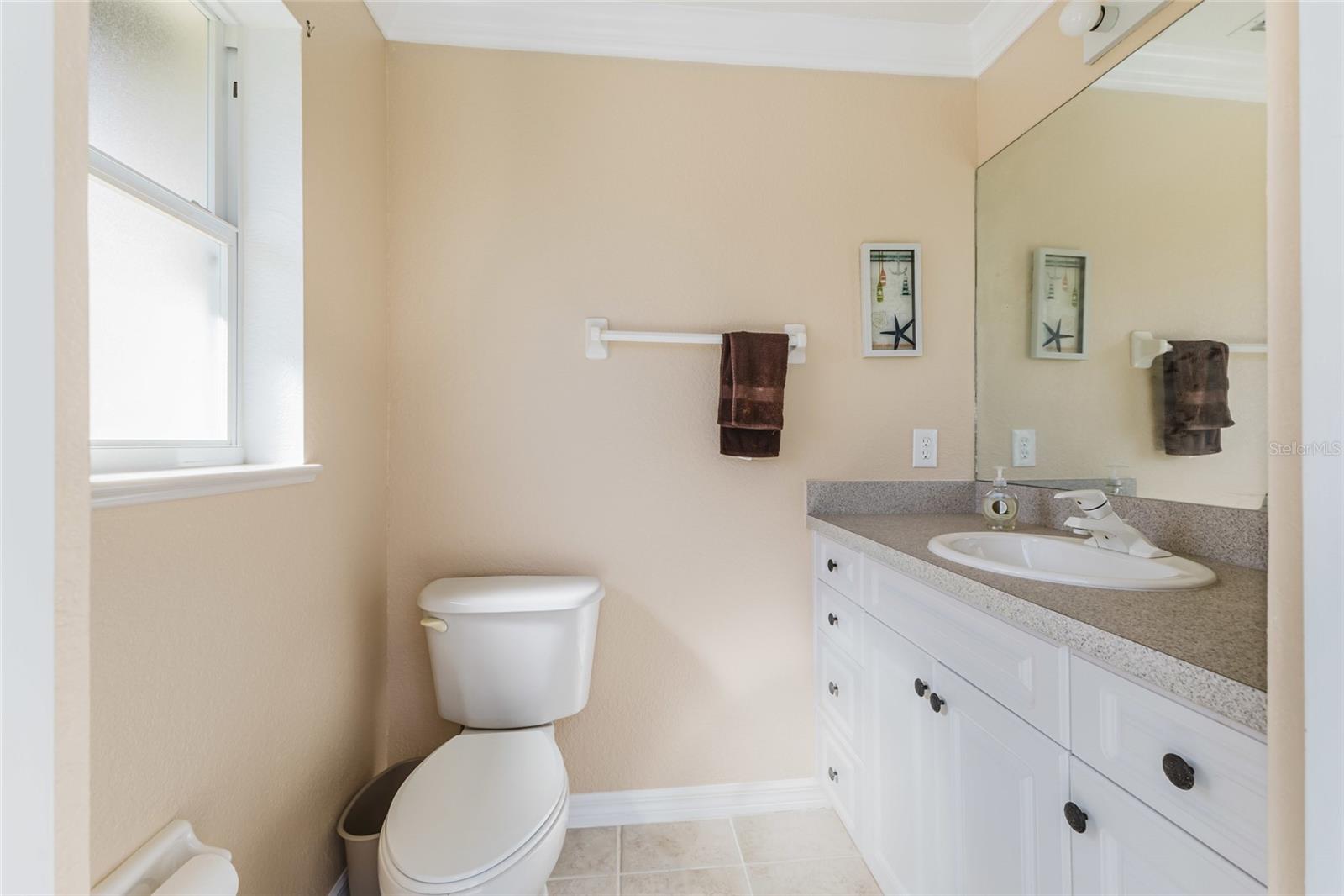 Image 28 of 45 For 1900 Nuremberg Boulevard