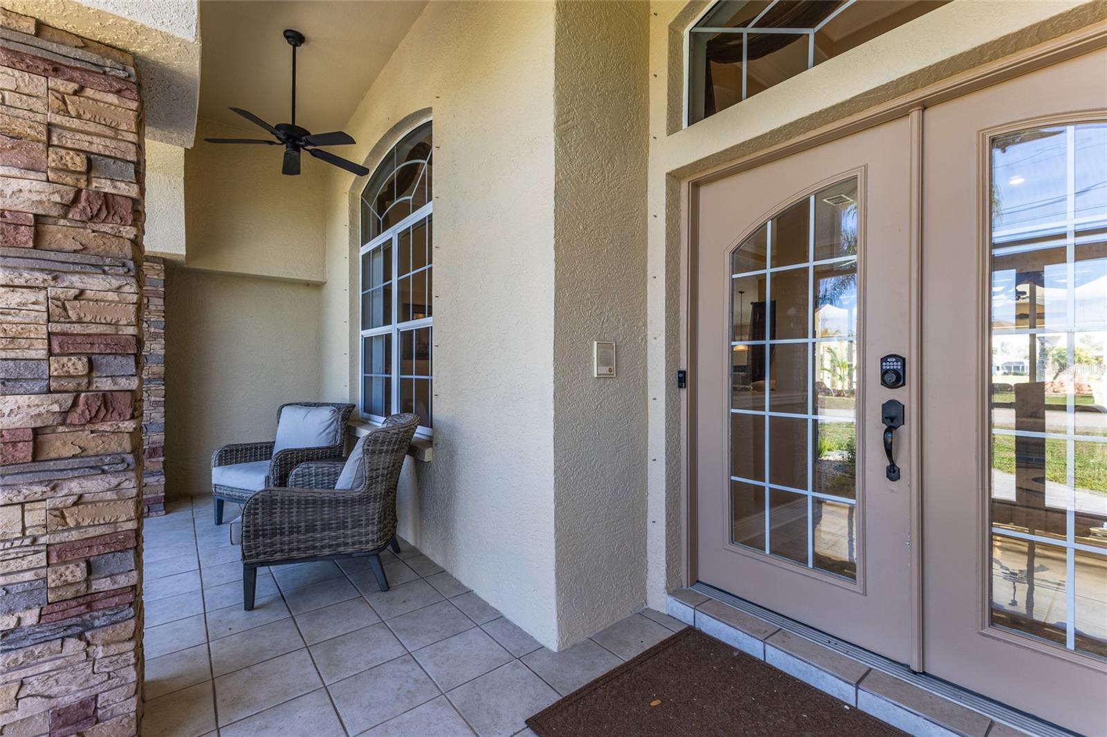 Image 3 of 45 For 1900 Nuremberg Boulevard