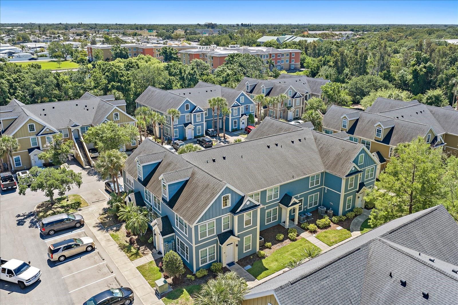 Image 3 of 47 For 5540 Rosehill Road 201