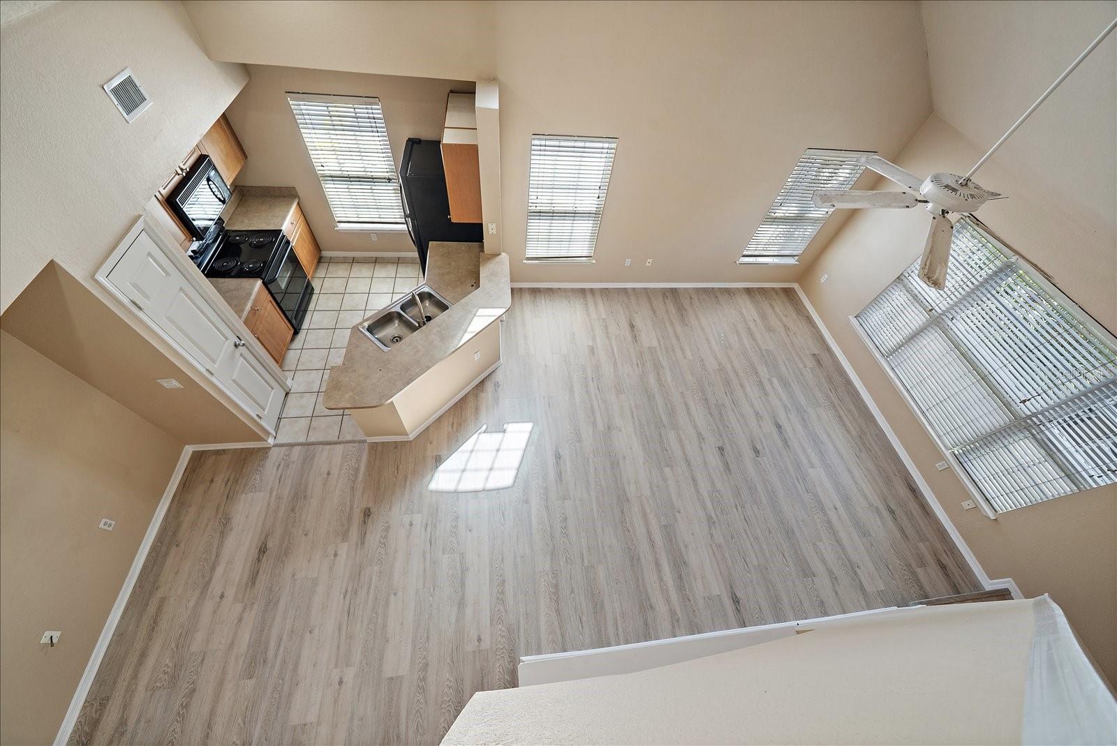 Image 38 of 47 For 5540 Rosehill Road 201