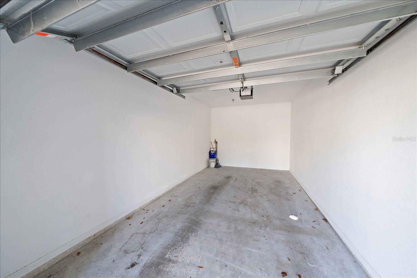 Image 42 of 47 For 5540 Rosehill Road 201