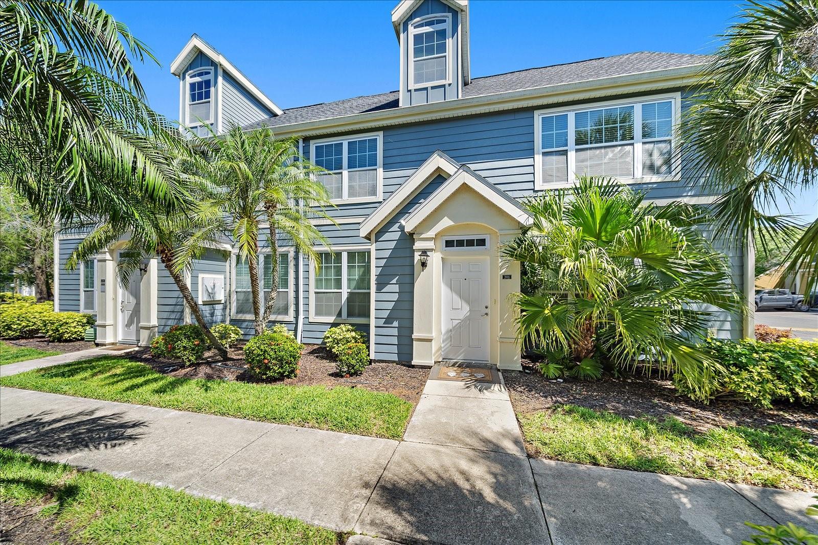 Image 5 of 47 For 5540 Rosehill Road 201