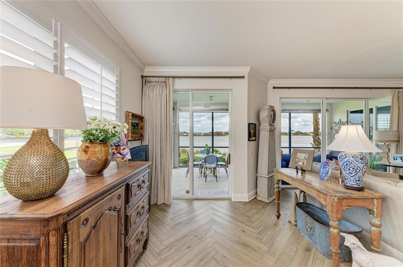 Image 26 of 62 For 1151 Riverscape Street 1151