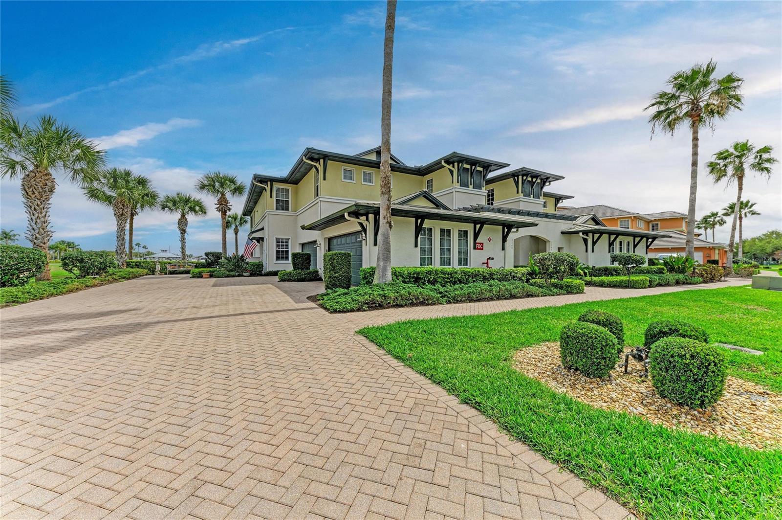 Image 5 of 62 For 1151 Riverscape Street 1151