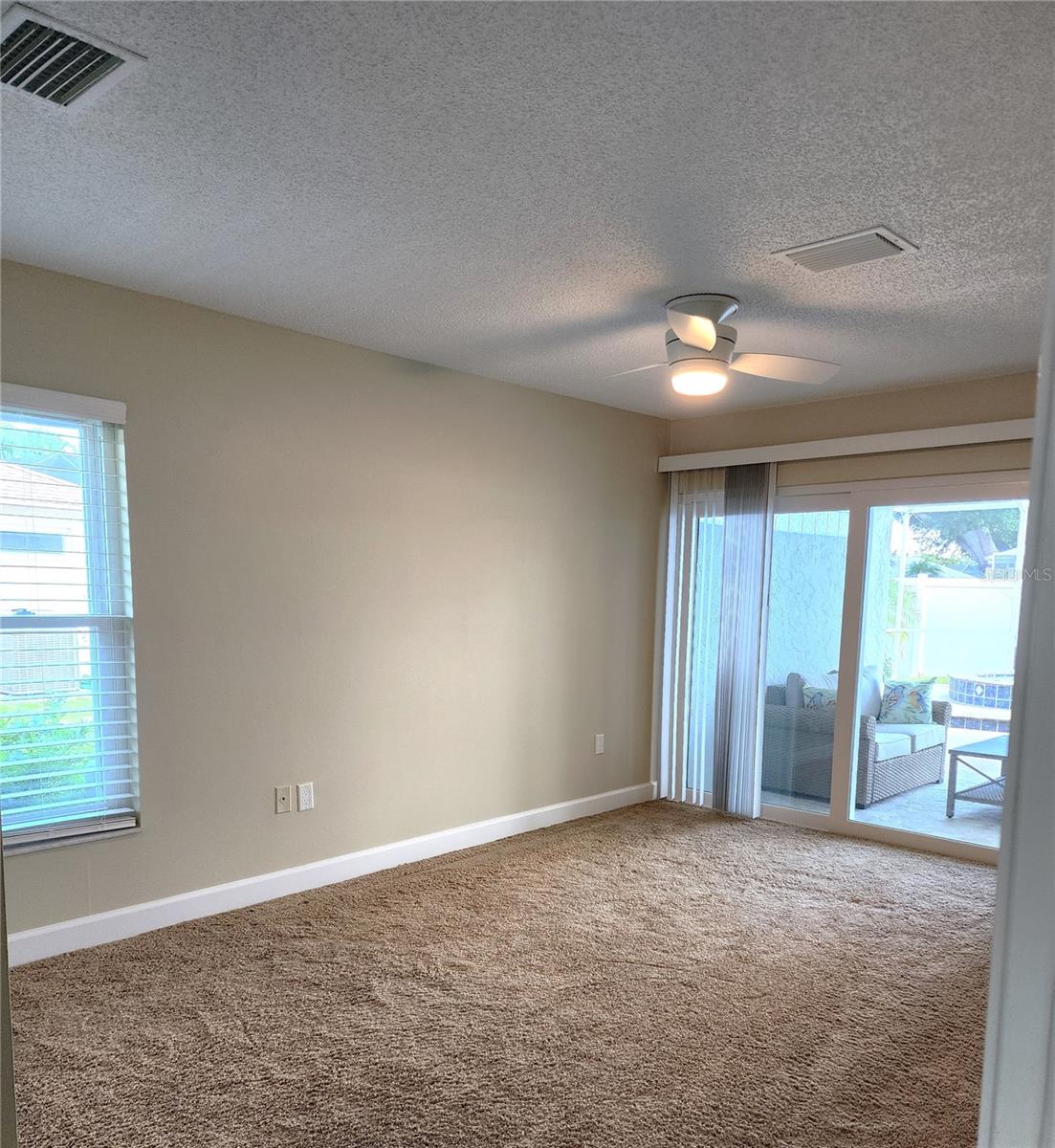 Image 7 of 13 For 1856 Woodhaven Circle