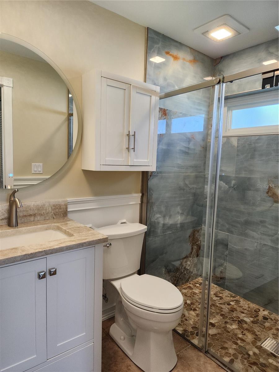 Image 9 of 13 For 1856 Woodhaven Circle