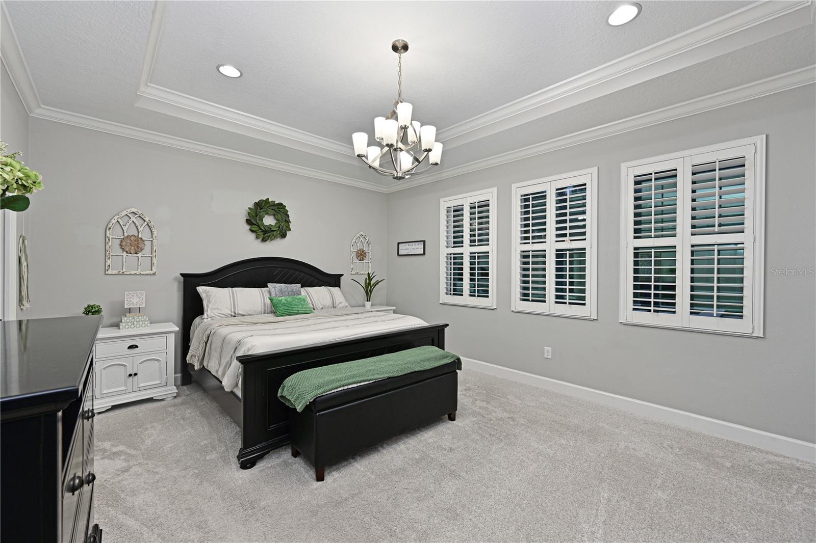 Listing photo id 11 for 4979 60th Avenue Circle E